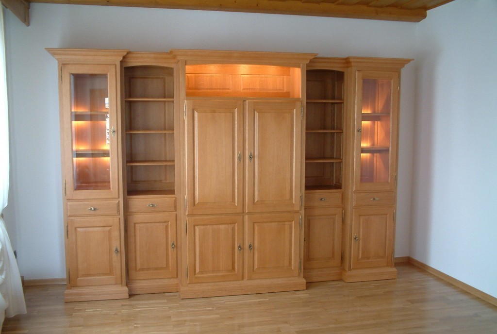 Wohnzimmerschrank / Schrank / Wohnwand Eiche massiv ...